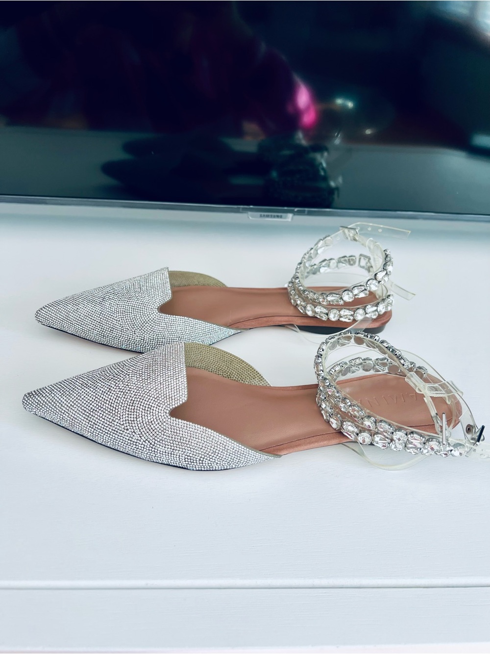 Aminah Abdul jillil SOLEIL CRYSTAL FLAT
GLITTER women’s size 7